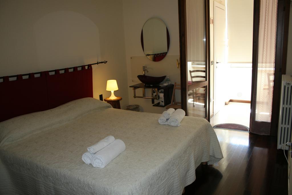 La Boheme Bed and Breakfast Werona Pokój zdjęcie