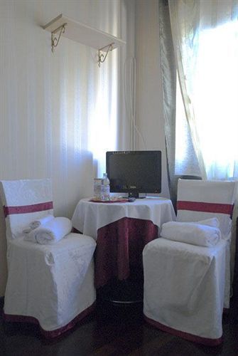 La Boheme Bed and Breakfast Werona Zewnętrze zdjęcie